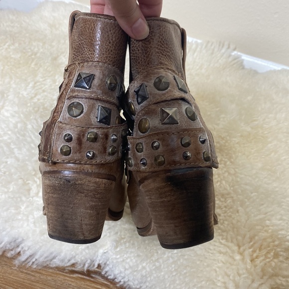 COPY - Circle G Studded Boots - Picture 6 of 9